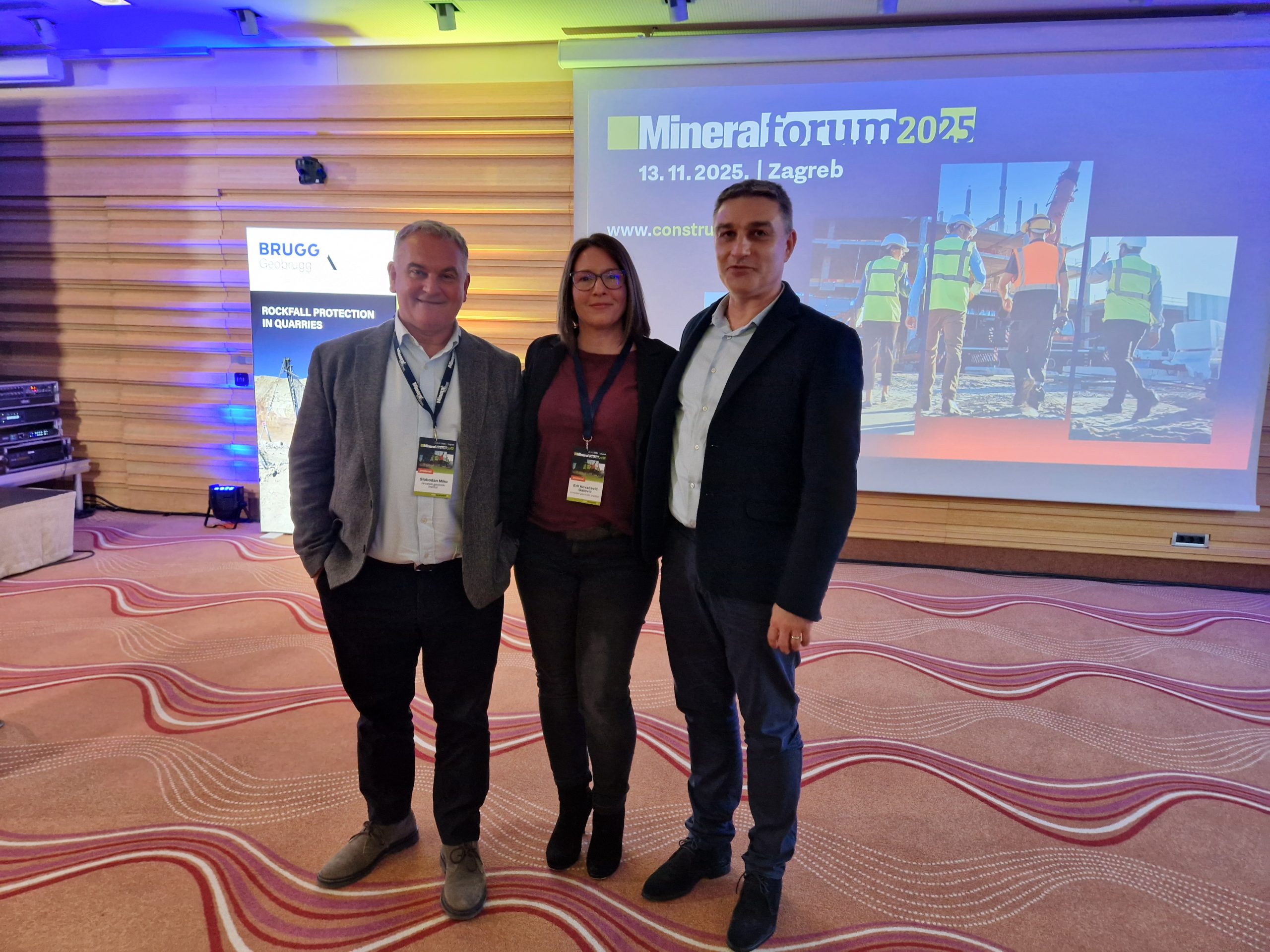 Sudionici skupa Mineral Forum 2025. dr. sc. Slobodan Miko, Erli Kovačević Galović i dr. sc. Željko Dedić. Sudionici skupa Mineral Forum 2025. dr. sc. Slobodan Miko, Erli Kovačević Galović i dr. sc. Željko Dedić.